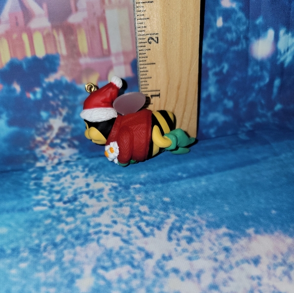 Hallmark ornament - Picture 3 of 5